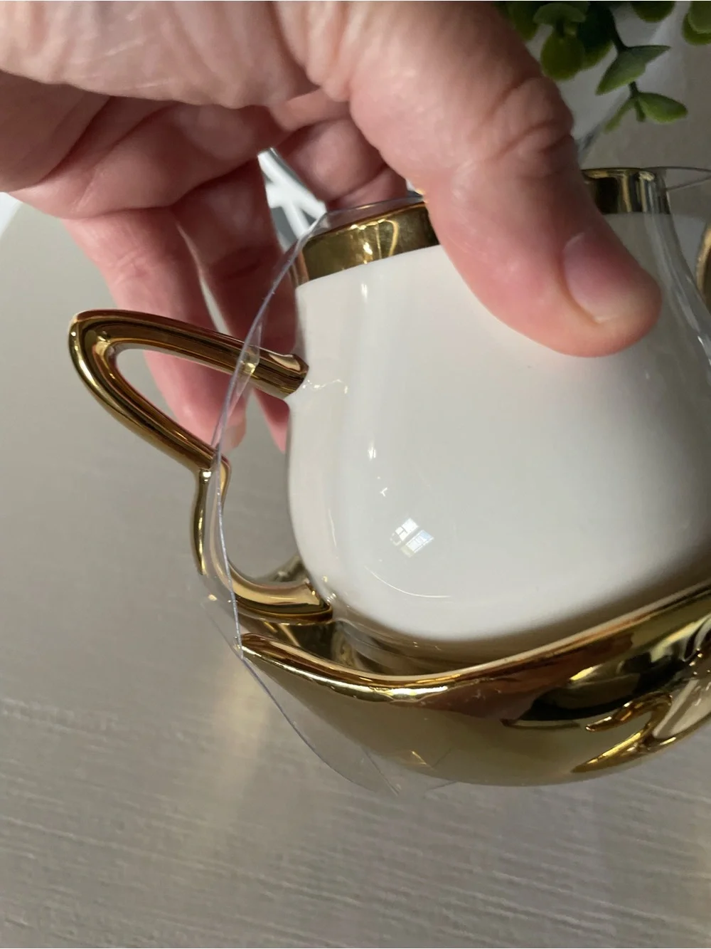 New Grace Teaware White Gold Swan Teacup Saucer Set 6